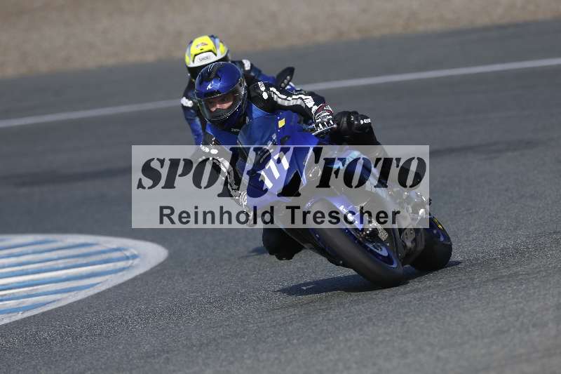 /02 28.-31.01.2025 Moto Center Thun Jerez/gruen-green/177